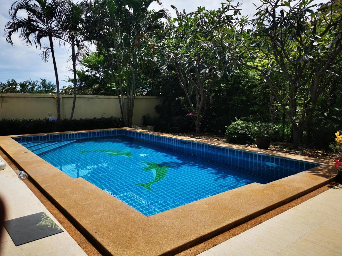 Villa With Private Pool HHQ Eksteriør billede